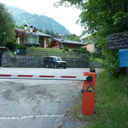 Apartment La Tana